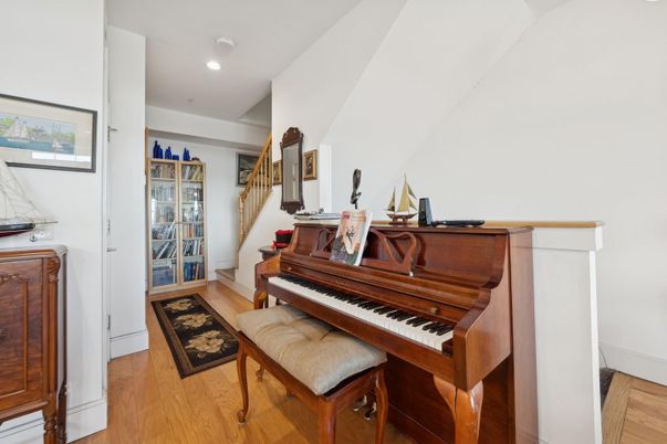 Interior, Piano, Recessed Lighting, Wood Texture Flooring
