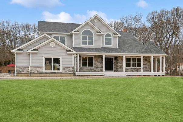 Exterior, Facade, Farmhouse