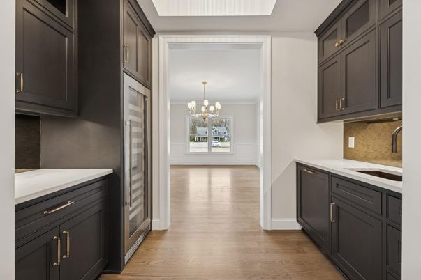 Chandelier, Interior, Kitchen, Wood Texture Flooring