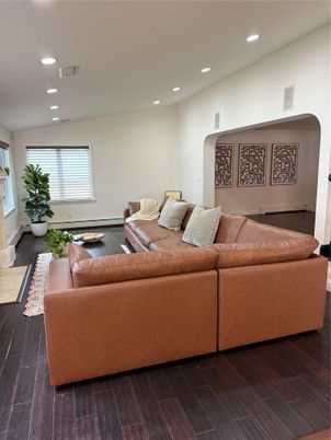 Interior, Living room, Recessed Lighting, Wood Texture Flooring
