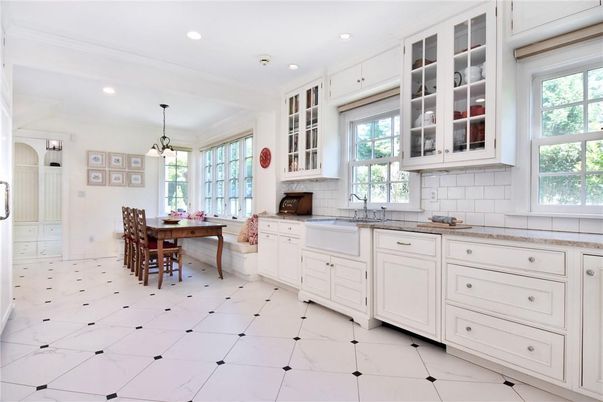 Dining room, Interior, Kitchen, Pendant Lights, Recessed Lighting