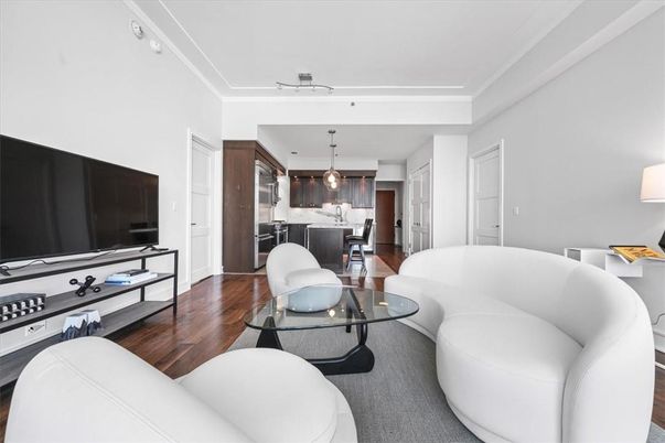 Interior, Kitchen, Living room, Pendant Lights, Wood Texture Flooring
