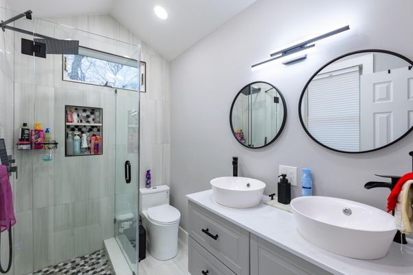 Bathroom, Dual Sink Vanities, Free Standing Baths, Glass Shower, Interior, Recessed Lighting