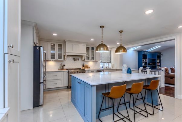 Interior, Kitchen, Living room, Pendant Lights, Recessed Lighting, Stainless Steel Appliances