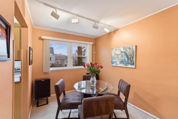 Dining room, Interior