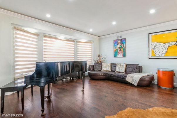 Interior, Living room, Piano, Recessed Lighting, Wood Texture Flooring