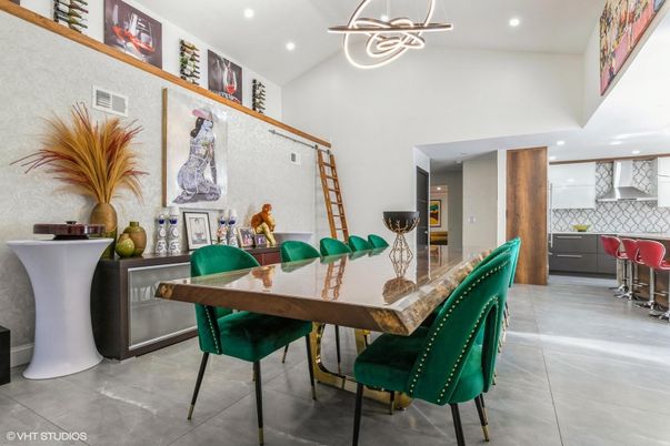 Dining room, Interior, Pendant Lights, Recessed Lighting
