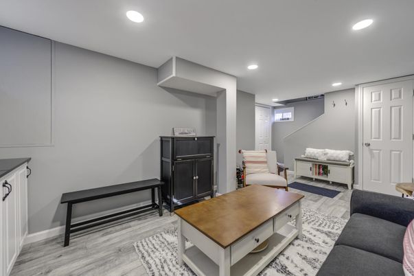 Interior, Living room, Recessed Lighting, Wood Texture Flooring