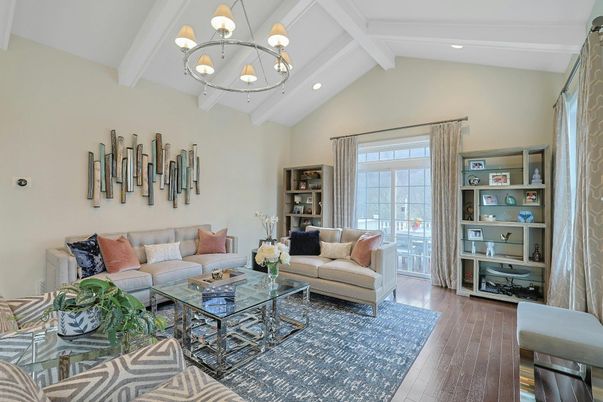 Chandelier, Interior, Living room, Recessed Lighting, Wood Texture Flooring