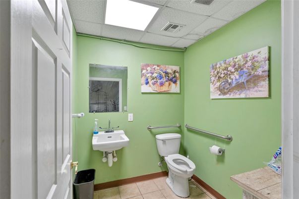 Bathroom, Interior