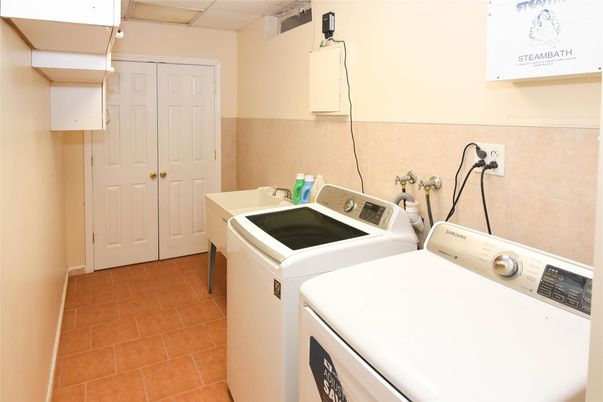 Interior, Washer