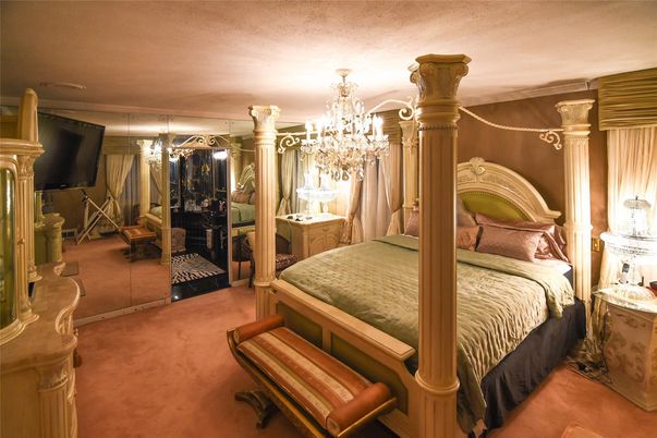 Bedroom, Chandelier, Interior
