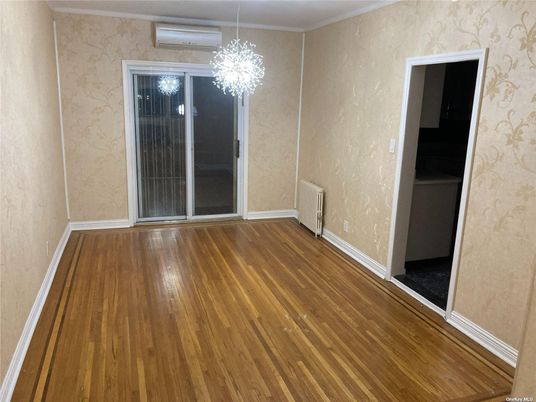 Chandelier, Empty room, Interior, Wood Texture Flooring