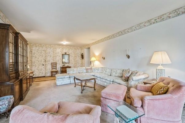 Interior, Living room, Recessed Lighting, Stone Walls