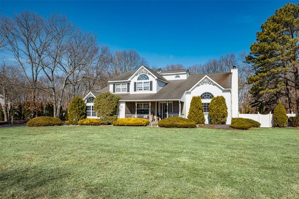 Backyard, Exterior, Facade, Cape Cod