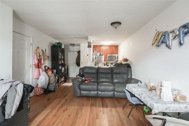 Dining room, Interior, Kitchen, Living room, Stainless Steel Appliances, Wood Texture Flooring