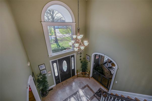 Chandelier, Interior