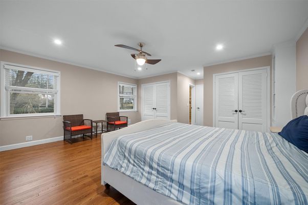 Bedroom, Interior, Recessed Lighting, Wood Texture Flooring