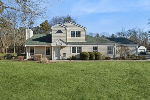 Backyard, Exterior, Facade, Cape Cod