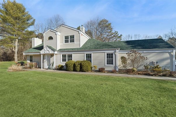 Backyard, Exterior, Facade, Cape Cod