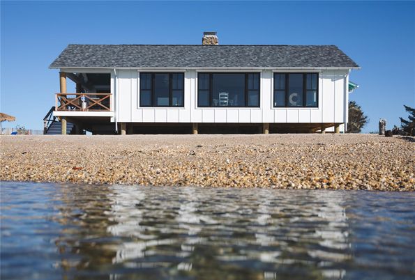 Exterior, Facade, Cape Cod