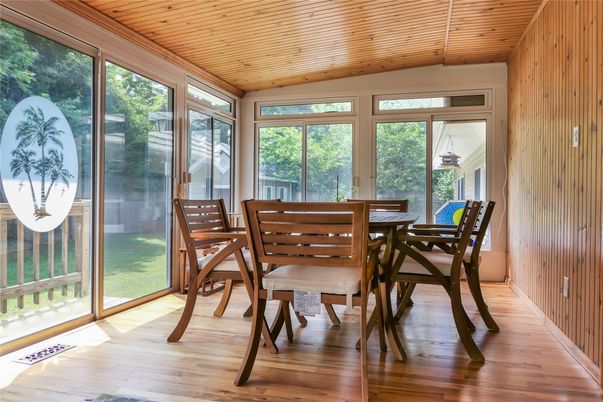 Dining room, Interior, Sun Room, Wooden Ceilings, Wood Texture Flooring, Wooden Walls