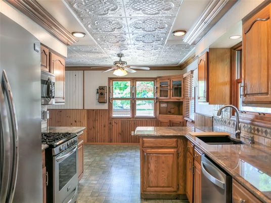 Interior, Kitchen, Stainless Steel Appliances