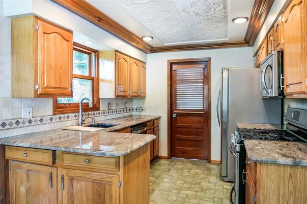 Interior, Kitchen, Recessed Lighting