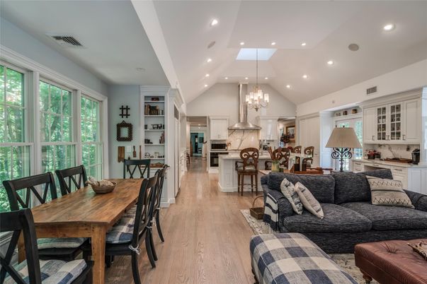 Chandelier, Dining room, Interior, Kitchen, Living room, Recessed Lighting, Stainless Steel Appliances, Wood Texture Flooring