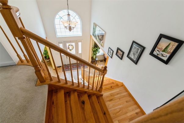 Interior, Pendant Lights, Wood Texture Flooring