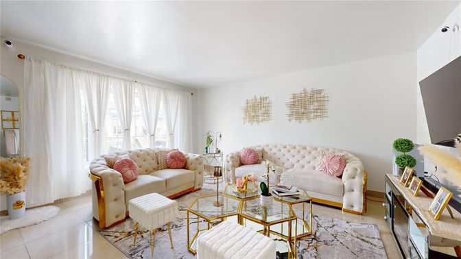 Interior, Living room