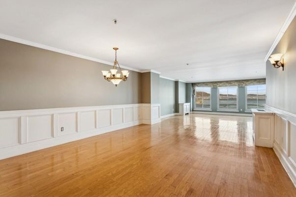 Chandelier, Empty room, Interior, Wood Texture Flooring