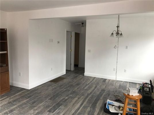 Empty room, Interior, Pendant Lights, Wood Texture Flooring