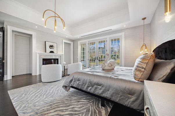 Bedroom, Fireplace, Interior, Pendant Lights, Recessed Lighting, Wood Texture Flooring