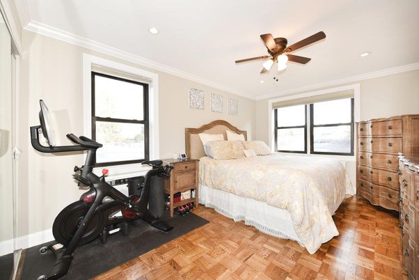Bedroom, Fitness Equipment, Interior, Recessed Lighting, Wood Texture Flooring