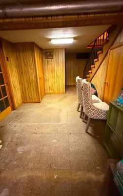 Interior, Wooden Walls