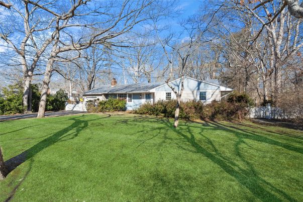 Backyard, Exterior, Facade, Ranch