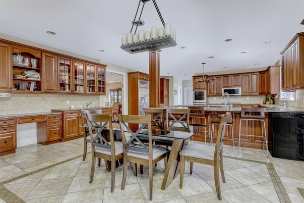 Dining room, Interior, Kitchen, Pendant Lights, Recessed Lighting
