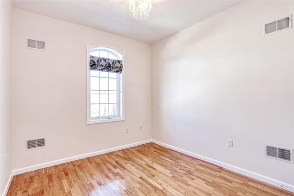 Chandelier, Empty room, Interior, Wood Texture Flooring