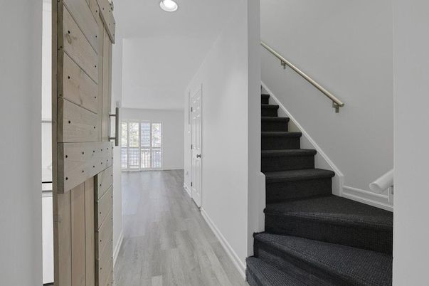 Interior, Recessed Lighting, Wood Texture Flooring