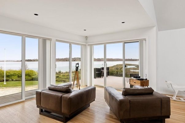 Interior, Recessed Lighting, Water, Wood Texture Flooring