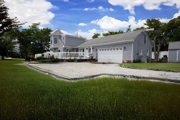 Attached, Exterior, Facade, Cape Cod