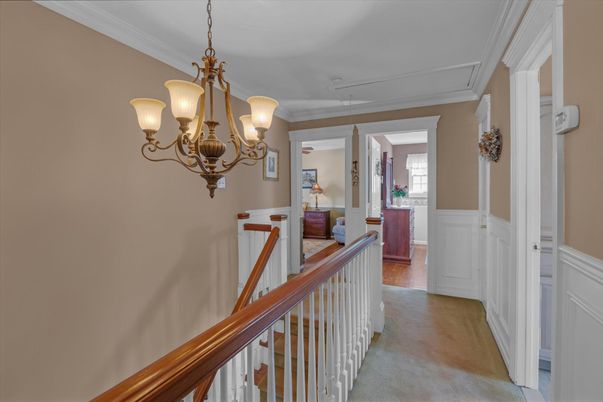 Chandelier, Interior