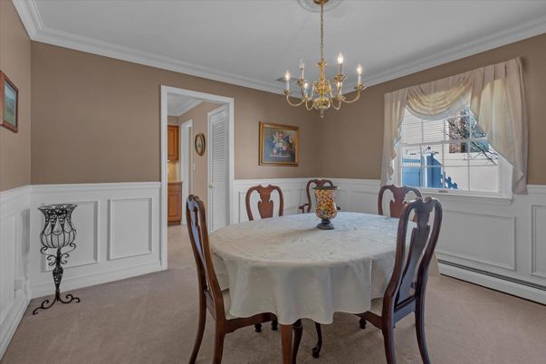Chandelier, Dining room, Interior