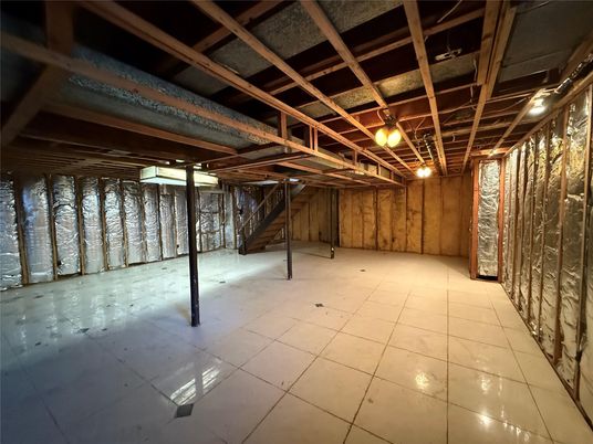 Interior, Wooden Beams, Wooden Walls