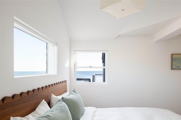 Bedroom, Interior, Water