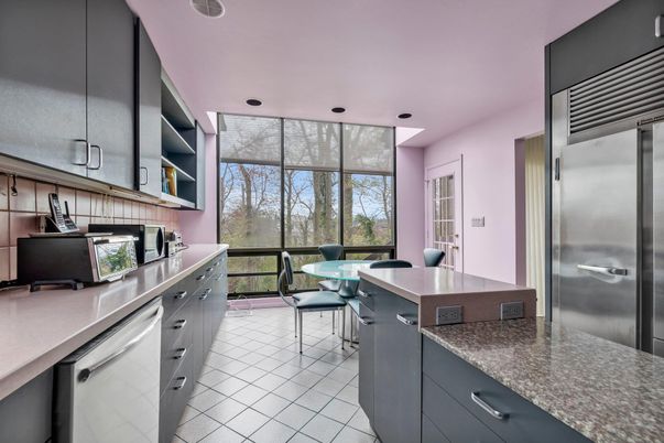 Dining room, Interior, Kitchen, Recessed Lighting, Stainless Steel Appliances