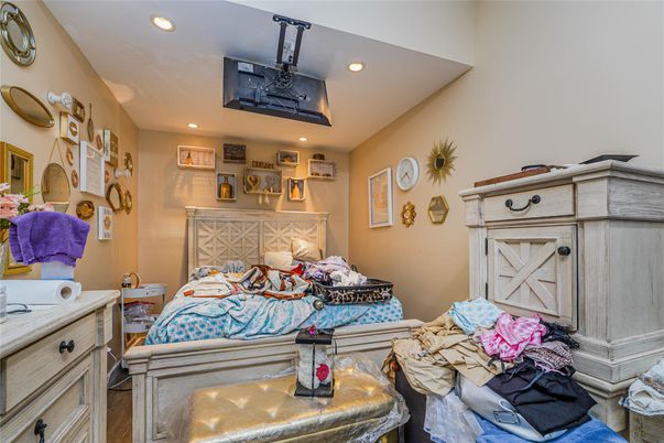 Bedroom, Interior, Recessed Lighting