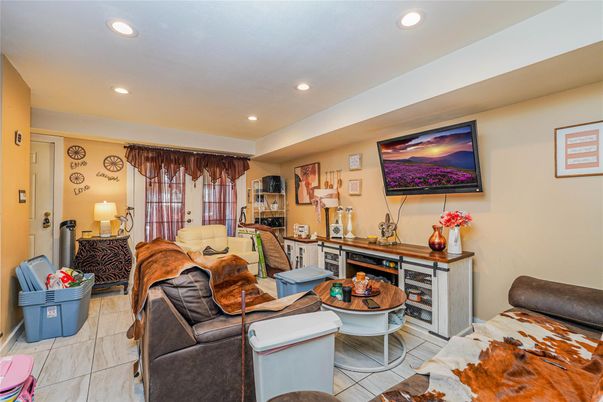 Interior, Living room, Recessed Lighting