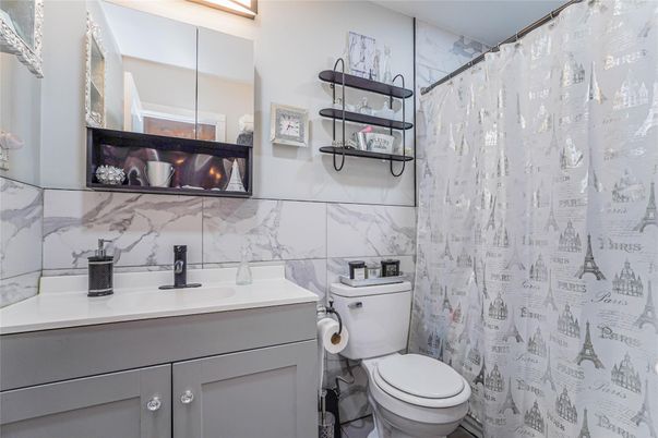 Bathroom, Interior, Marble Walls
